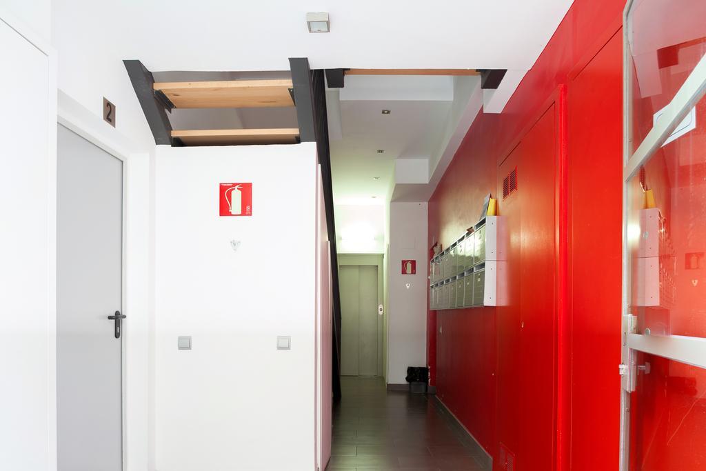 Feelathome Mozart Apartments Barcelona Exterior photo